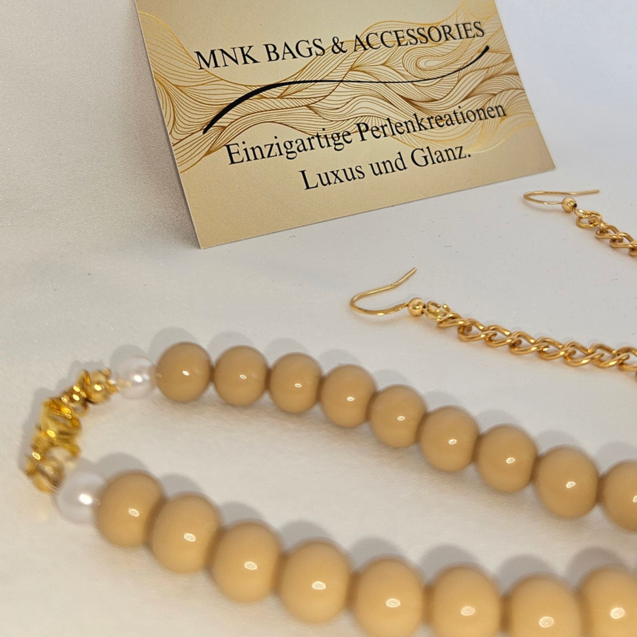 Siena Schmuckset – Elegante Halskette  Ohrringe