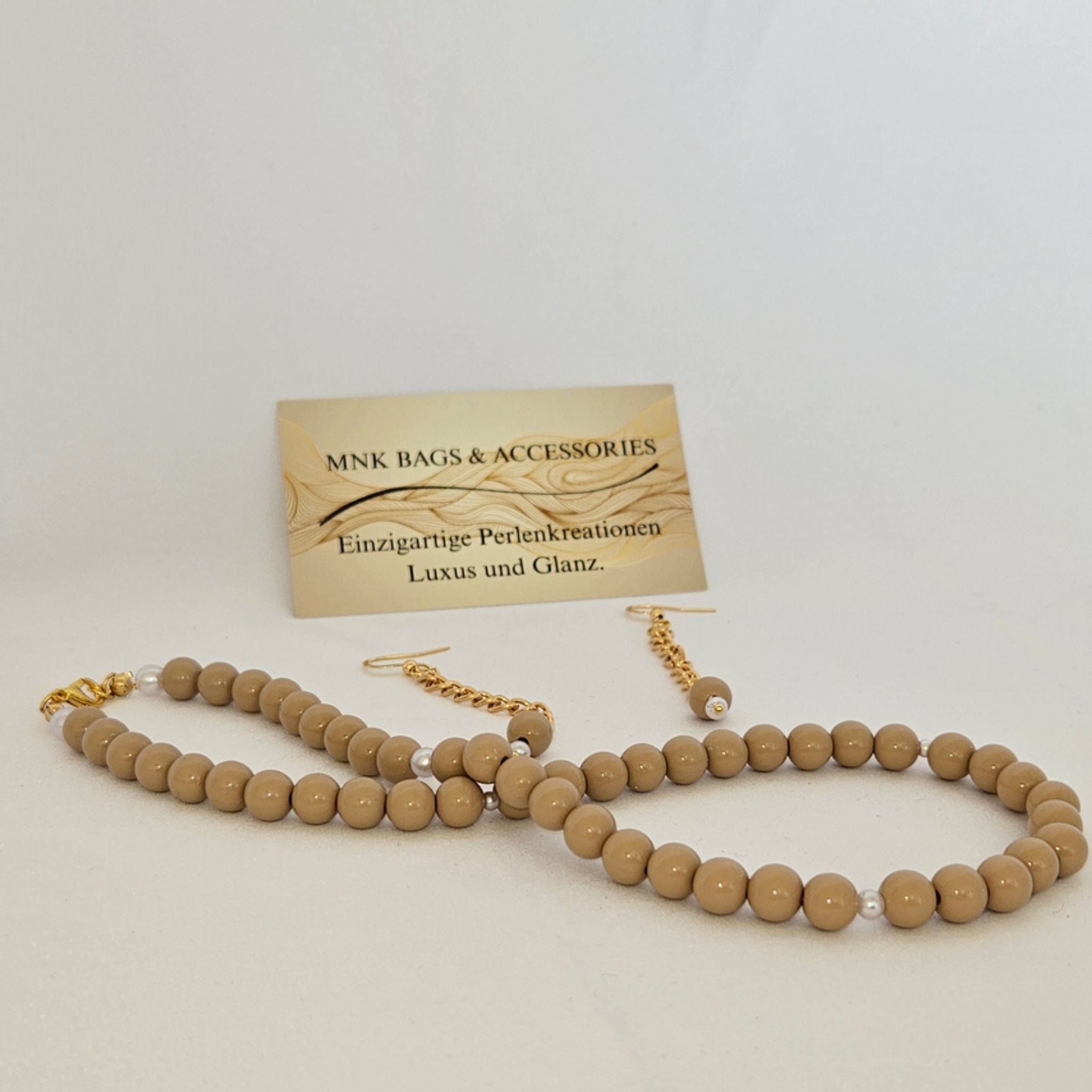 Siena Schmuckset – Elegante Halskette  Ohrringe