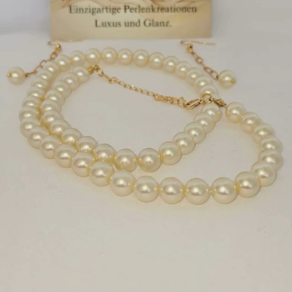 Schmuckset in Beige