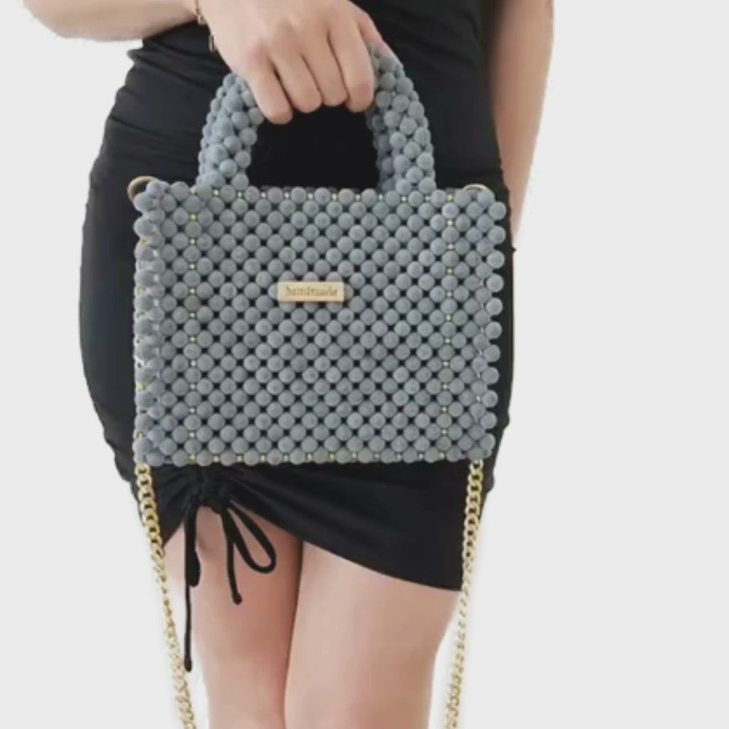 Bella Grey – Handgefertigte Perlentasche mit Samt-Finish | Mnk Bags Accessories